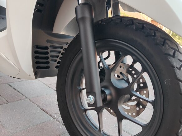2021 Honda Lead 125, белый, 299999 рублей - вид 9