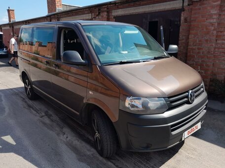 2013 Volkswagen Caravelle, коричневый, 2550000 рублей, вид 1