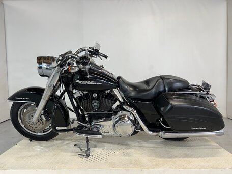 2007 Harley-Davidson Road King, чёрный, 449000 рублей, вид 2