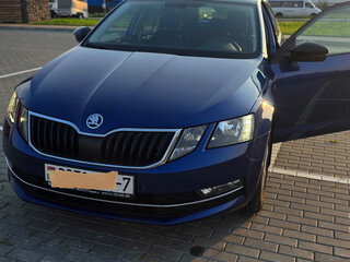 2019 Skoda Octavia III (A7) Рестайлинг, синий, 1200000 рублей, вид 3