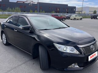 2014 Toyota Camry VII (XV50), чёрный, 2300000 рублей, вид 3
