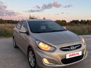 2011 Hyundai Solaris I, бежевый, 749000 рублей, вид 2