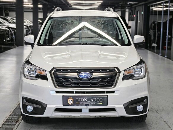 2018 Subaru Forester IV Рестайлинг 2, белый - вид 1