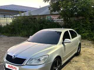 2009 Skoda Octavia II (A5) Рестайлинг, серебристый, 820000 рублей, вид 2