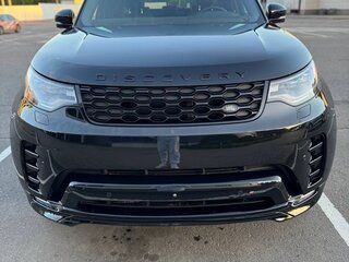 2023 Land Rover Discovery P300 V Рестайлинг, чёрный, 4612535 рублей, вид 1