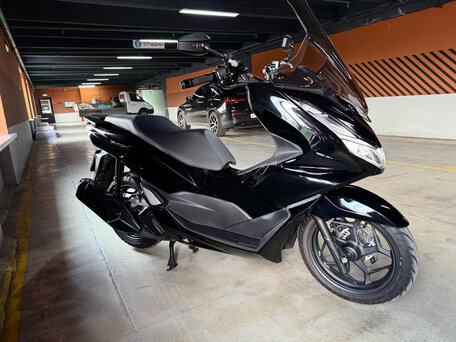 2022 Honda PCX 160, чёрный, 400000 рублей, вид 1