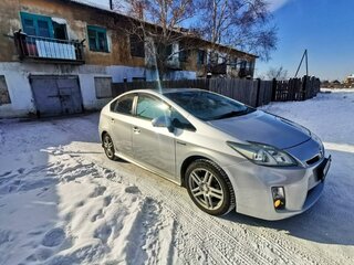 2009 Toyota Prius III (XW30), серый, 1200000 рублей, вид 1