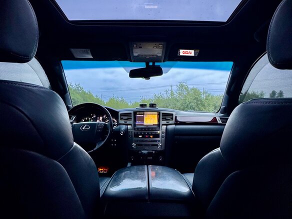 2015 Lexus LX 570 III Рестайлинг, чёрный, 5600000 рублей - вид 23