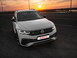 2021 Volkswagen Tiguan II Рестайлинг, белый, 4500000 рублей, вид 2