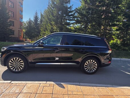 2021 Lincoln Aviator II, чёрный, 5150000 рублей, вид 2