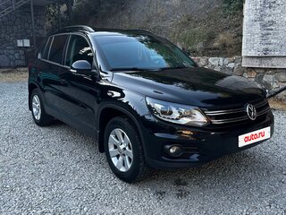 2013 Volkswagen Tiguan I Рестайлинг, чёрный, 1600000 рублей, вид 3