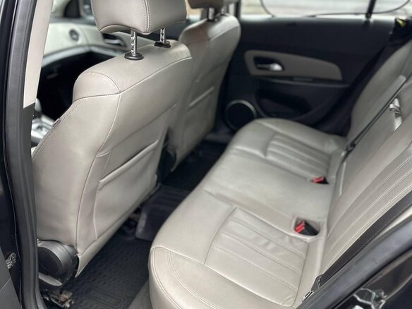 2012 Chevrolet Cruze I Рестайлинг, чёрный, 900000 рублей - вид 10