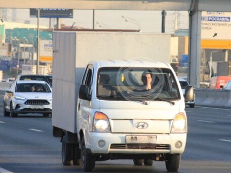 2011 Hyundai Porter II, белый, 1100000 рублей, вид 4