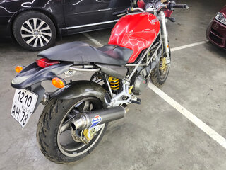 2000 Ducati Monster 900, красный, 345000 рублей, вид 4