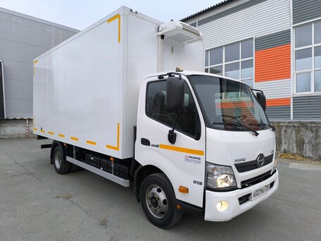 2018 Hino Series 300 (Dutro), белый, 3850000 рублей, вид 1