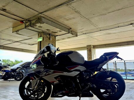 2020 BMW S 1000 RR, белый, 1499999 рублей, вид 5