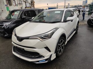 2018 Toyota C-HR I, белый, 2511111 рублей, вид 2