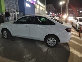 2024 Lada (ВАЗ) Vesta I Рестайлинг (NG), белый, 1680000 рублей, вид 4