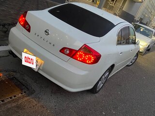 2006 Nissan Skyline XI (V35), белый, 850000 рублей, вид 4