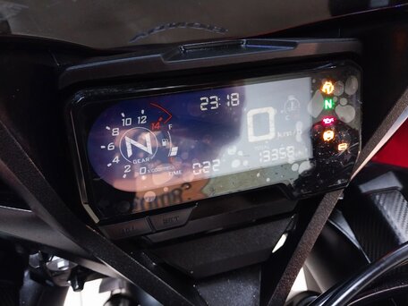 2023 Honda CBR 650R, красный, 925000 рублей, вид 5