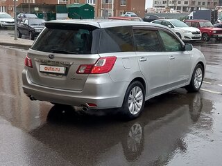 2010 Subaru Exiga, серебристый, 1450000 рублей, вид 4