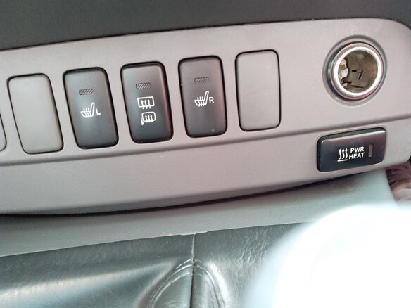 2012 Toyota Hilux VII Рестайлинг, чёрный - вид 14