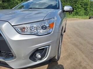 2013 Mitsubishi ASX I Рестайлинг, серебристый, 1300000 рублей, вид 4