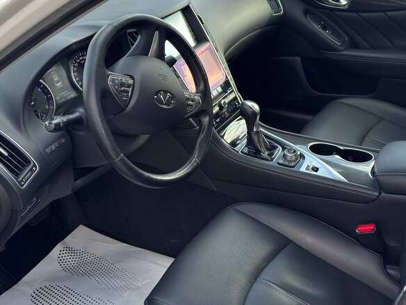 2014 Infiniti Q50 I, белый, 1800000 рублей - вид 5
