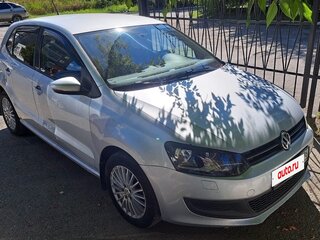 2011 Volkswagen Polo V, серебристый, 800000 рублей, вид 1