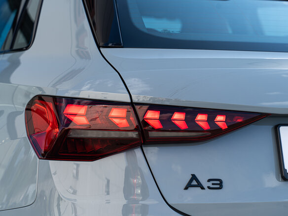 2026 Audi A3 35 TFSI IV (8Y) Рестайлинг, серый - вид 18