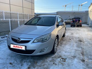 2011 Opel Astra J, серебристый, 670000 рублей, вид 4