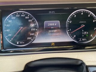 2015 Mercedes-Benz Maybach S-Класс 400 I (X222), чёрный, 3500000 рублей, вид 4