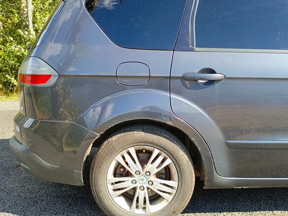 2008 Ford S-MAX I, серый, 530000 рублей - вид 3