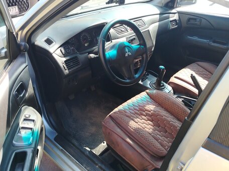 2006 Mitsubishi Lancer IX Рестайлинг, серебристый, 270000 рублей, вид 5