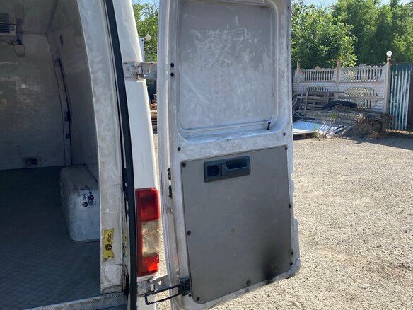 2015 Mercedes-Benz Sprinter Classic, белый, 1600000 рублей - вид 13