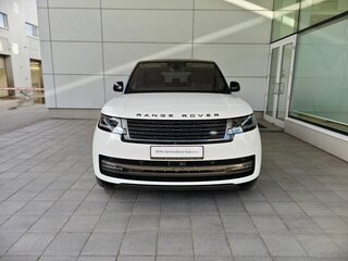 2022 Land Rover Range Rover P400 MHEV Long V, белый, 13590000 рублей, вид 3
