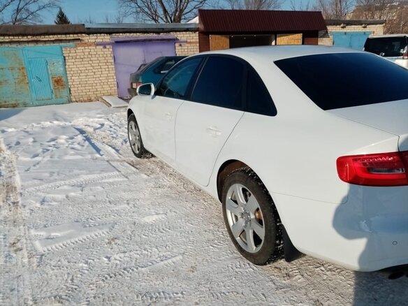 2013 Audi A4 IV (B8) Рестайлинг, белый, 1550000 рублей - вид 11