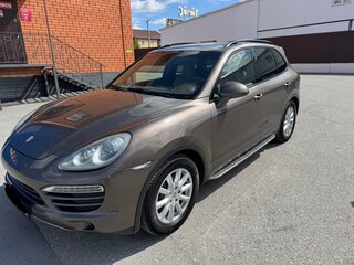 2011 Porsche Cayenne II (958), коричневый, 3000000 рублей, вид 1