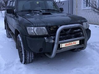 2001 Nissan Patrol V (Y61), зелёный, 1100000 рублей, вид 1