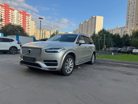 2015 Volvo XC90 II, бежевый, 4000000 рублей - вид 1