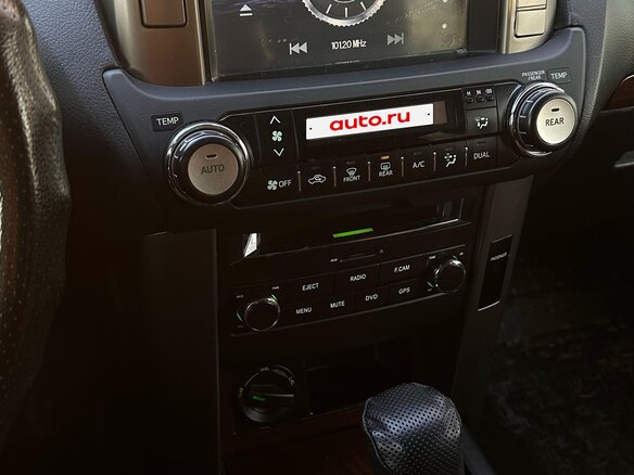 2013 Toyota Land Cruiser Prado 150 Series, белый, 3100000 рублей - вид 6
