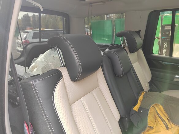 2010 Land Rover Discovery IV, чёрный, 2750000 рублей - вид 25