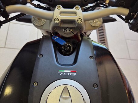 2014 Ducati Monster 796, чёрный, 625000 рублей, вид 3
