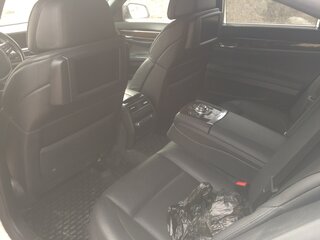 2009 BMW 7 серии 730d V (F01/F02/F04), белый, 1850000 рублей, вид 5