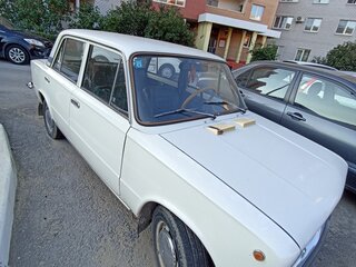 1985 Lada (ВАЗ) 2101, белый, 300000 рублей, вид 4