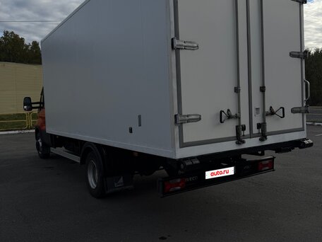 2017 Iveco Daily, красный, 6100000 рублей, вид 5