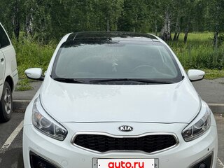 2016 Kia Ceed II Рестайлинг, белый, 1500000 рублей, вид 2