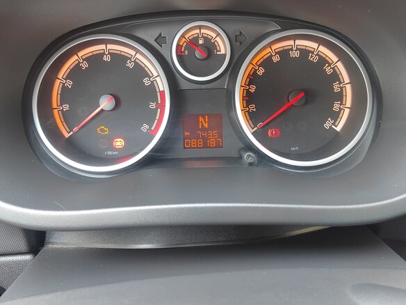 2011 Opel Corsa D Рестайлинг II, серебристый, 700000 рублей - вид 6