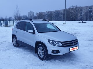 2015 Volkswagen Tiguan I Рестайлинг, серебристый, 1530000 рублей, вид 4