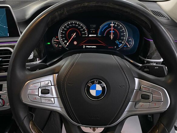 2017 BMW 7 серии 740e VI (G11/G12), серебристый - вид 25